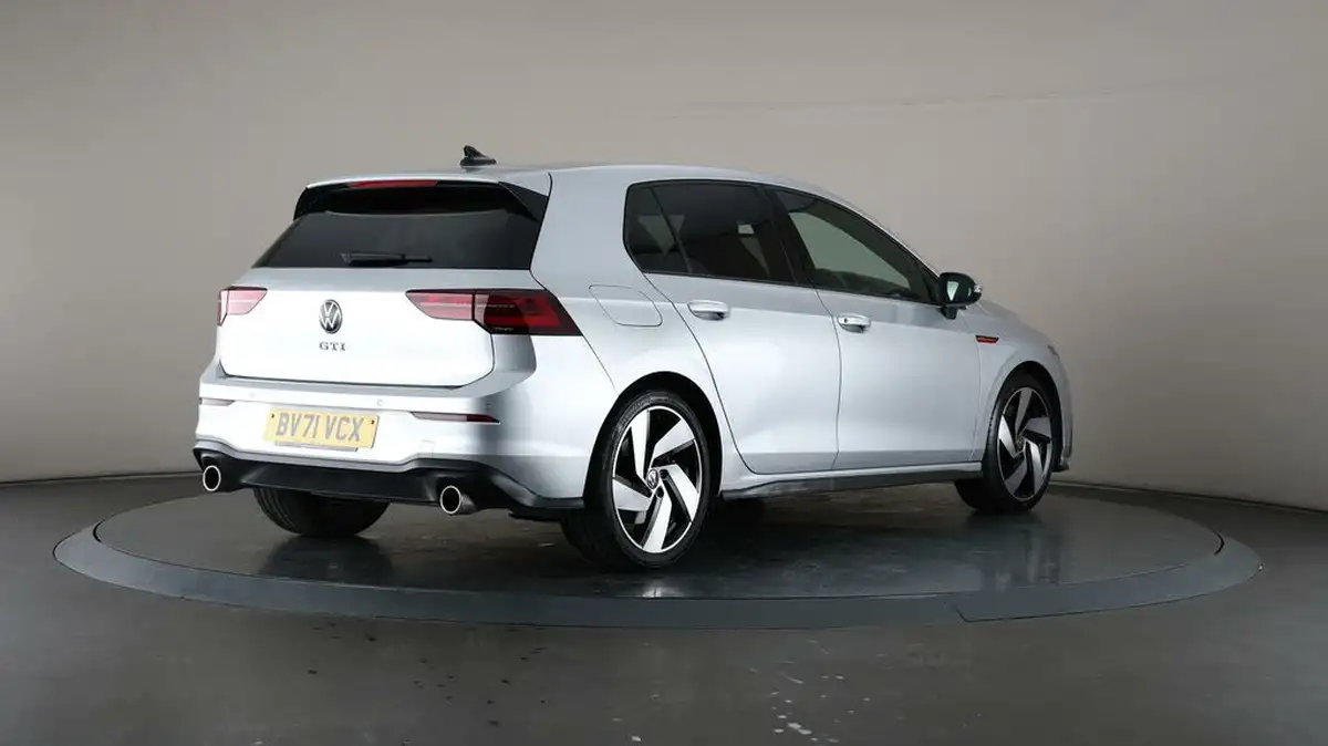2021-volkswagen-golf-20-tsi-gti-dsg-big-70