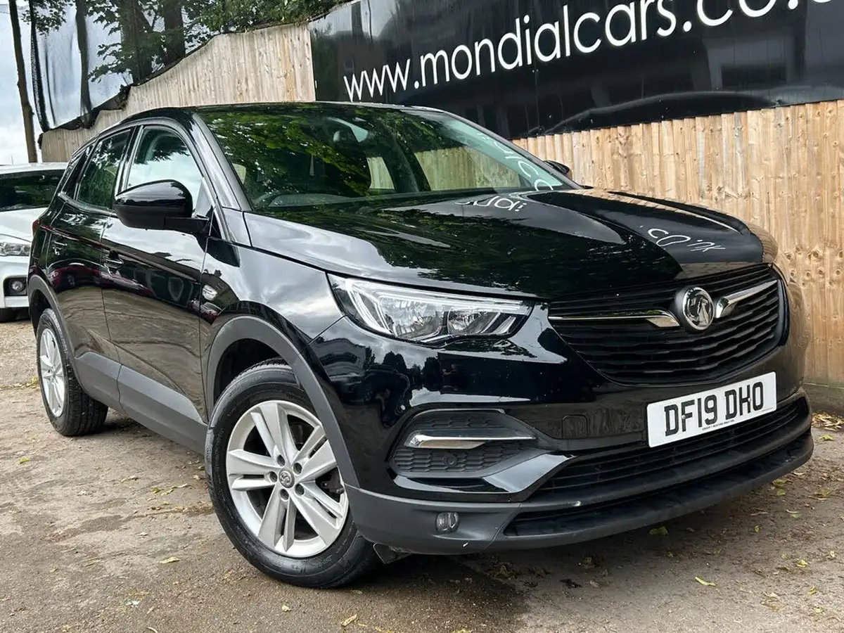 2019-vauxhall-grandland-x-12-se-ss-big-8