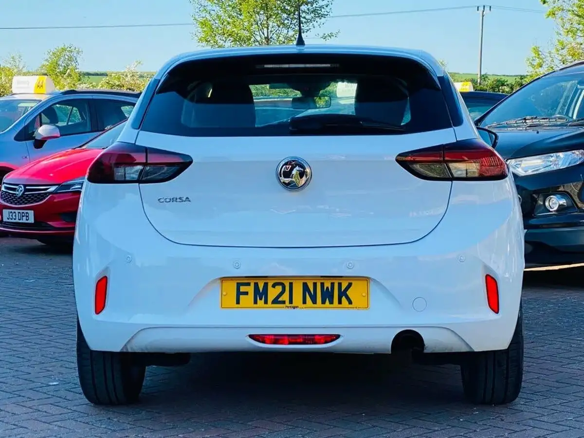 2021-vauxhall-corsa-15-turbo-d-se-big-7