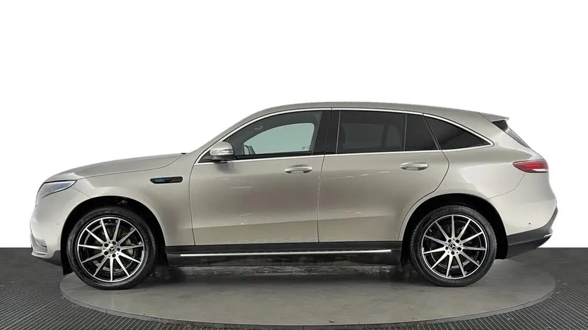 2022-mercedes-benz-eqc-e-eqc-400-amg-line-big-6