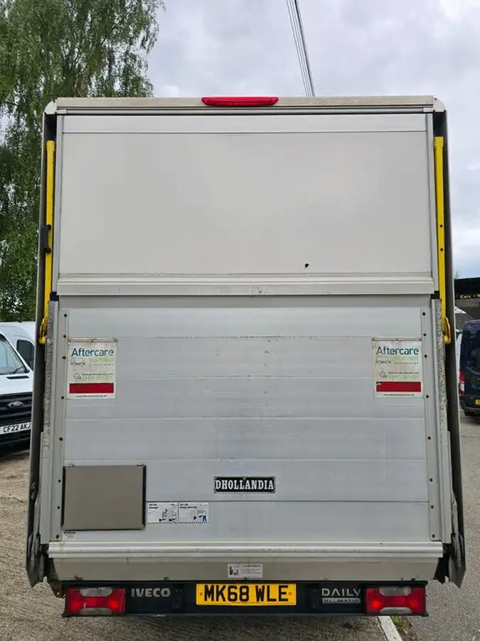 2019-iveco-daily-s-class-23td-35s12-4100-eu6-chassis-cab-hi-matic-big-9