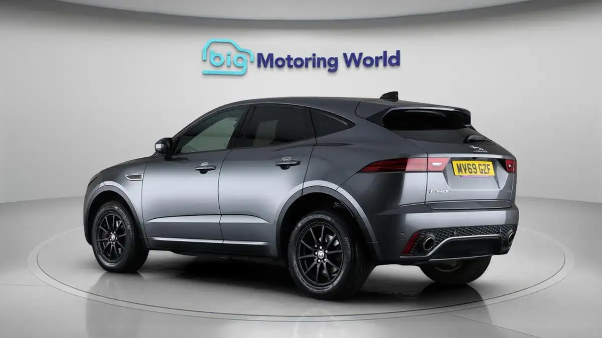 2019-jaguar-e-pace-20-i4d-r-dynamic-150ps-big-5