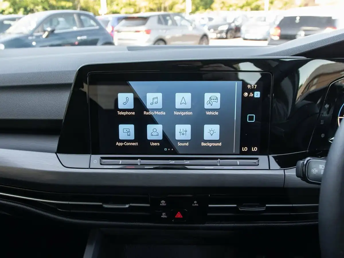 2020-volkswagen-golf-15-tsi-style-150ps-hatchback-big-21
