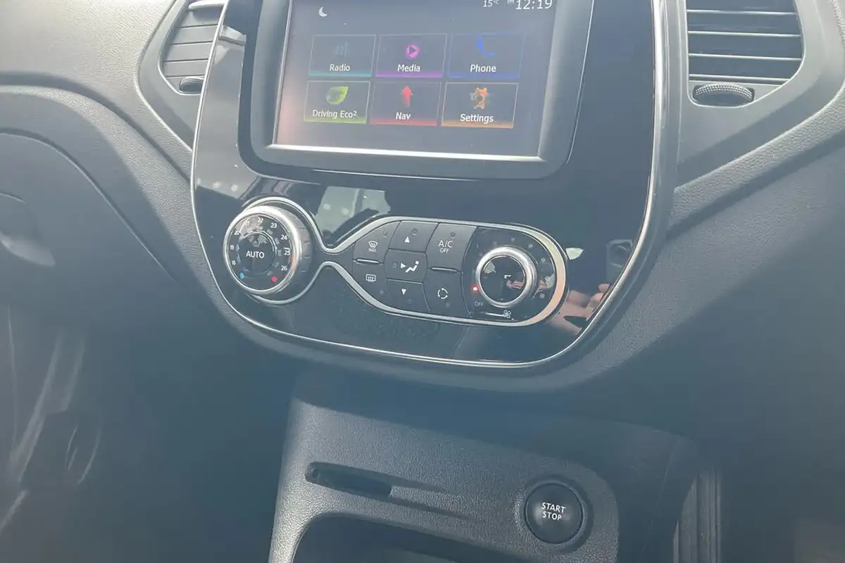 2018-renault-captur-09-tce-dynamique-nav-big-24
