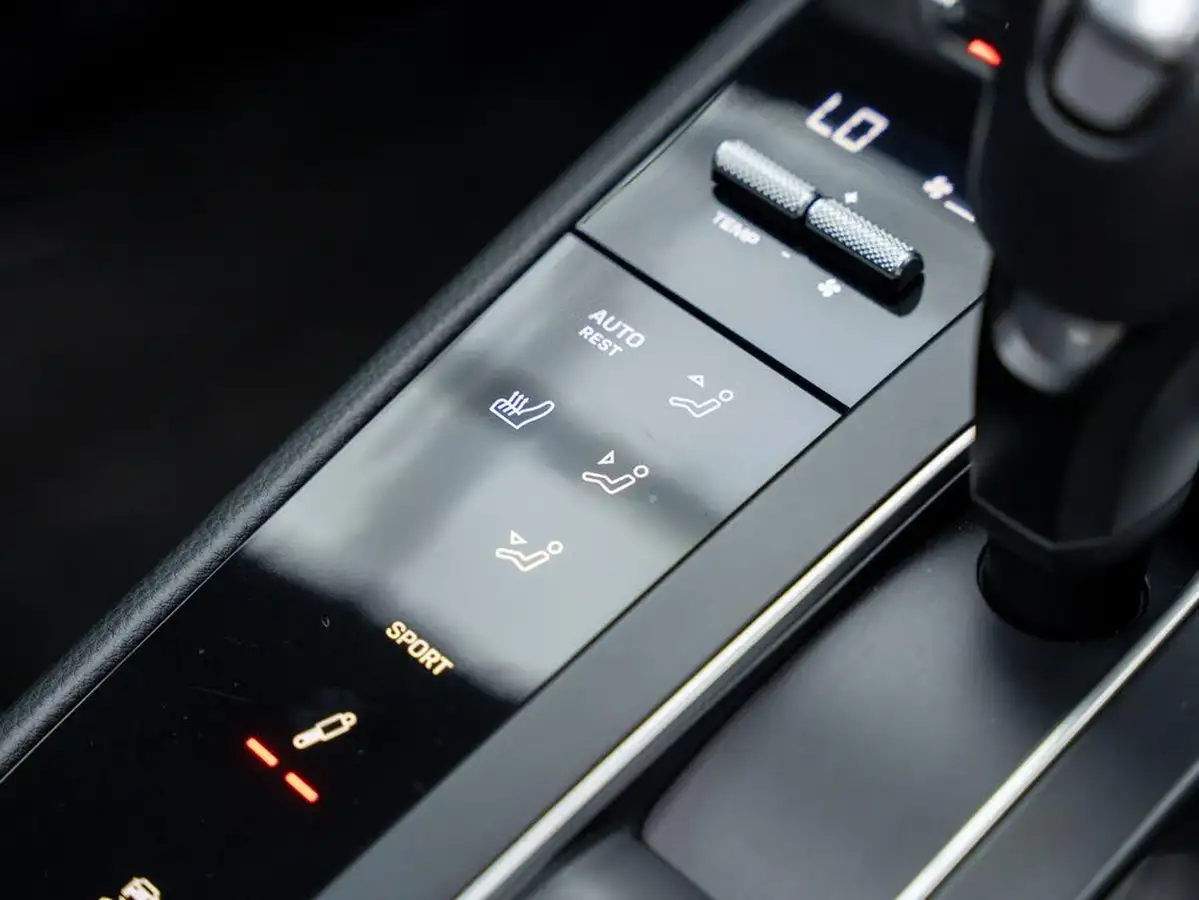 2022-porsche-macan-29-v6-s-big-25