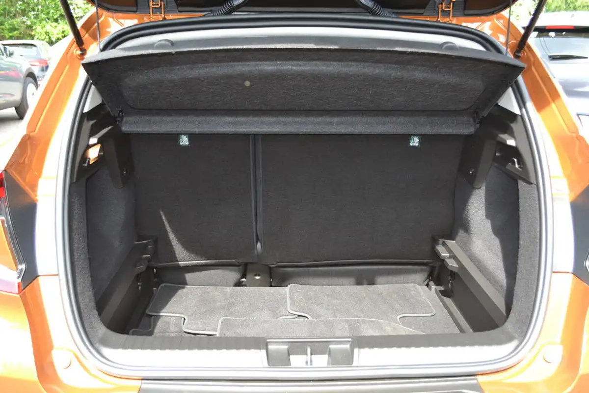 2022-renault-captur-13-tce-iconic-edition-edc-auto-big-29