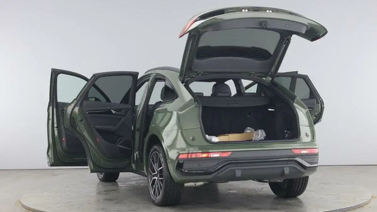 2024-audi-q5-20-40-tdi-black-edition-station-wagon-big-10