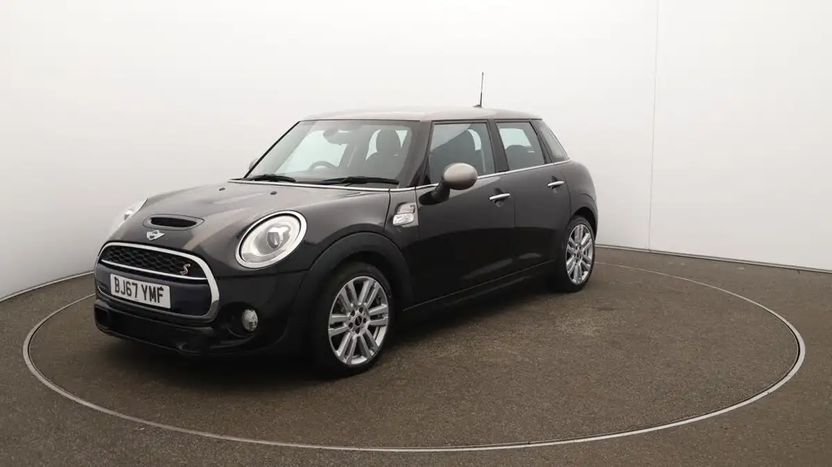 2017-mini-cooper-20-cooper-s-seven-media-xlss-5d-big-67