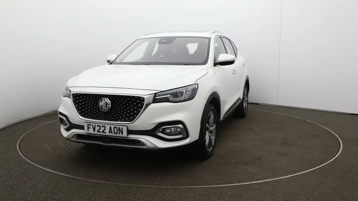 2022-mg-hs-15t-gdi-exclusive-162ps-dct-big-31
