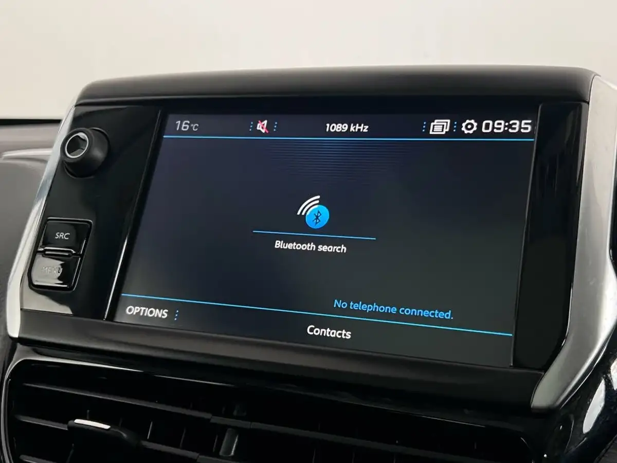 2019-peugeot-2008-suv-12-puretech-gt-line-110bhp-eat6-big-30