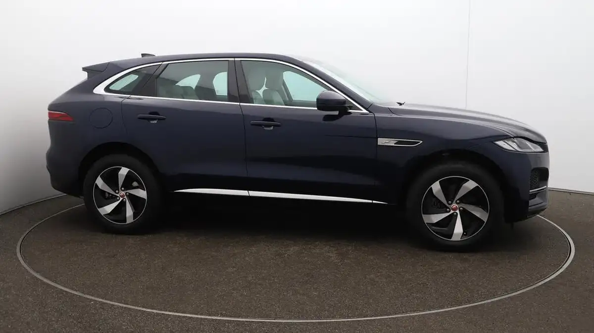 2022-jaguar-f-pace-20-p400e-s-big-43