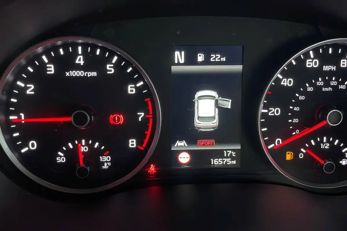 2022-kia-stonic-10-t-gdi-gt-line-s-big-23