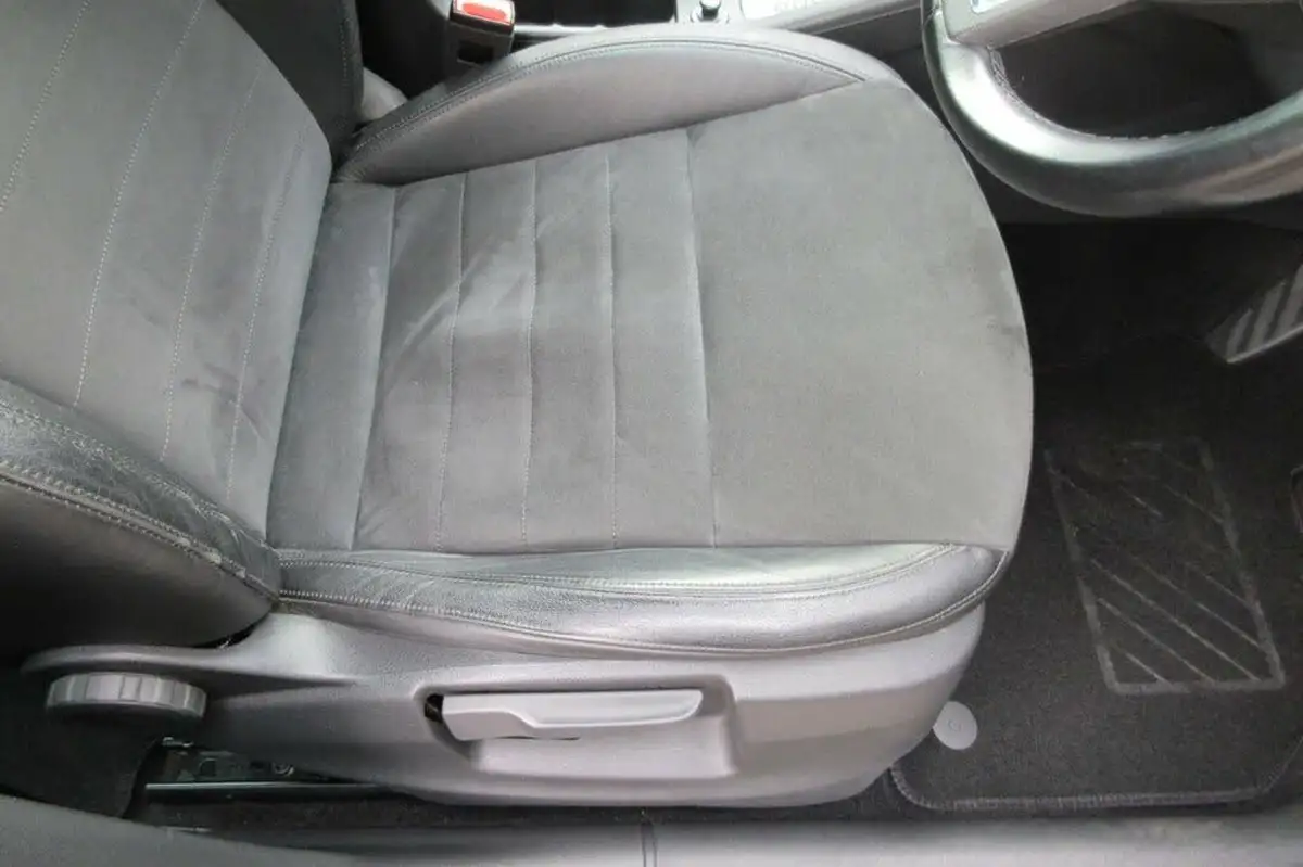 2014-skoda-octavia-20tdi-scout-184ps-dsg-big-17