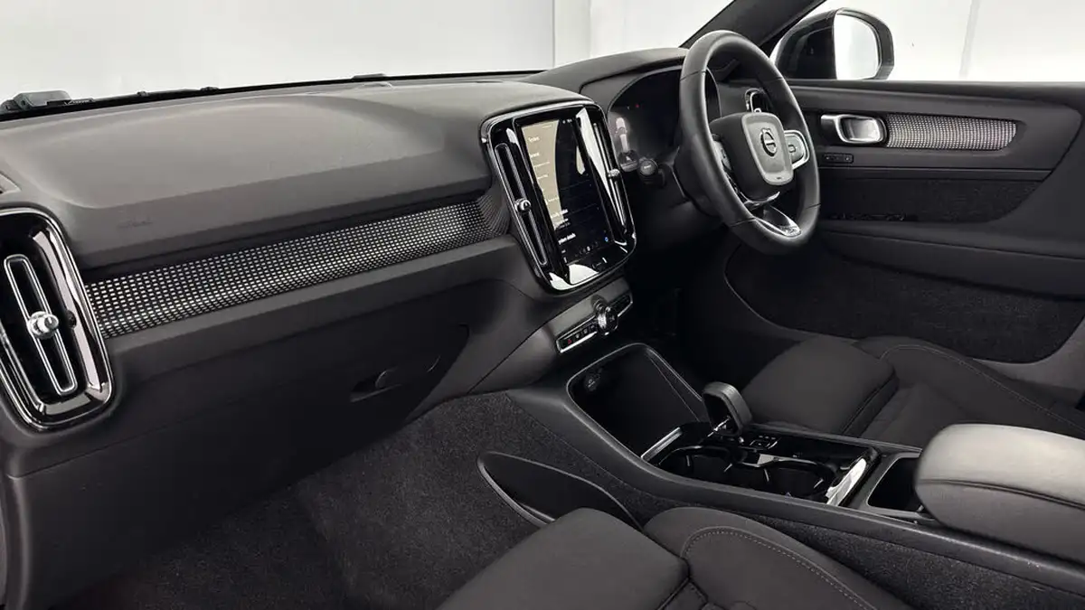 2022-volvo-xc40-e-twin-recharge-plus-big-8
