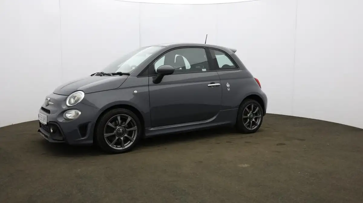 2019-abarth-595-14-tjet-big-35