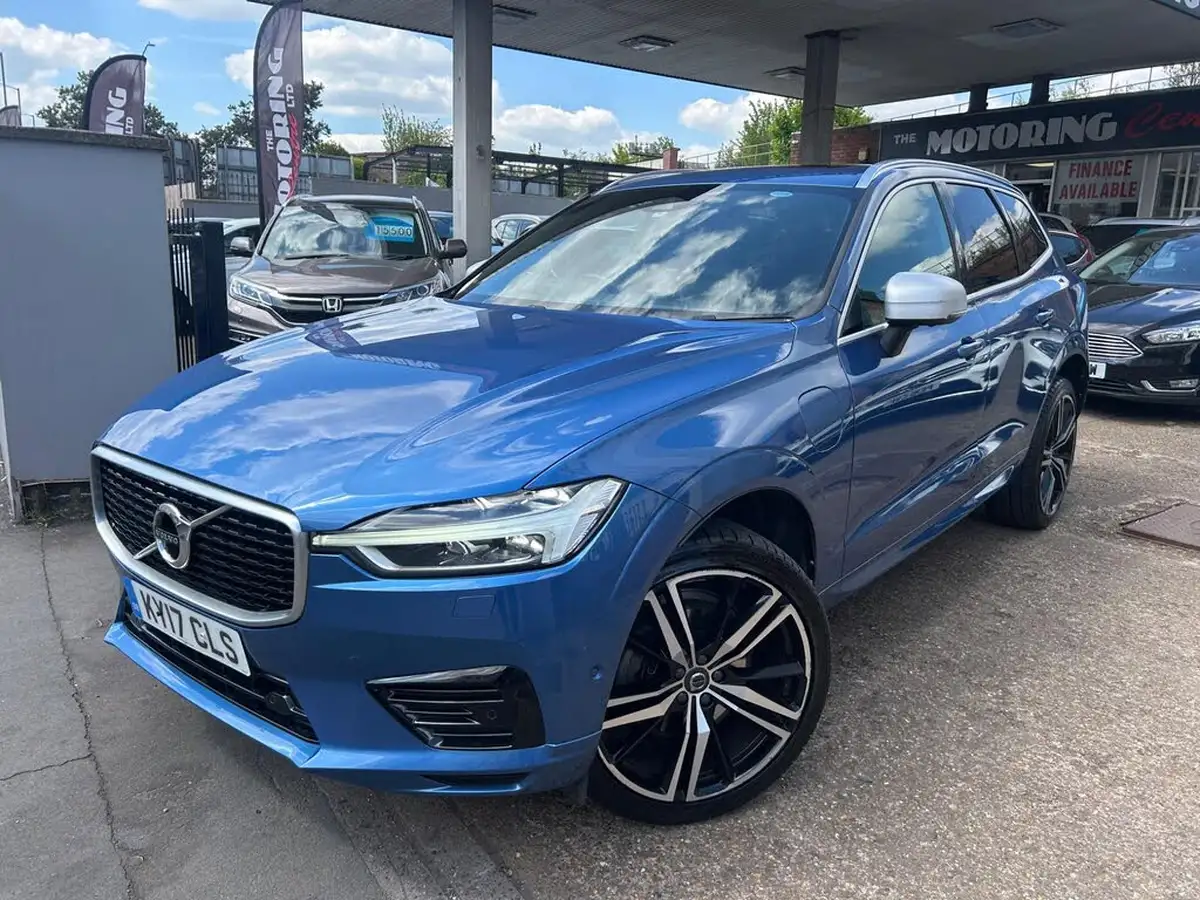 2017-volvo-xc60-20-t8-r-design-pro-big-0