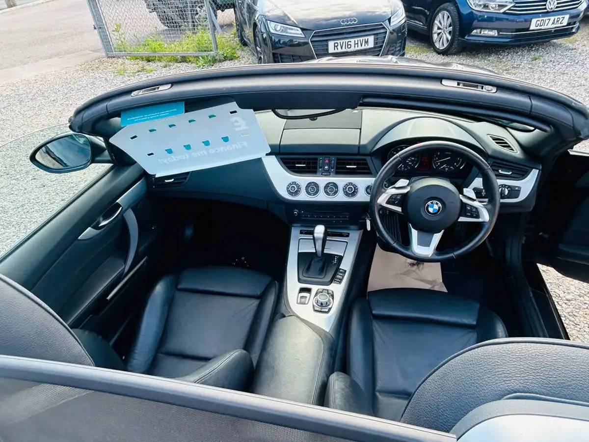 2009-bmw-z4-30-sdrive30i-258bhp-auto-big-10