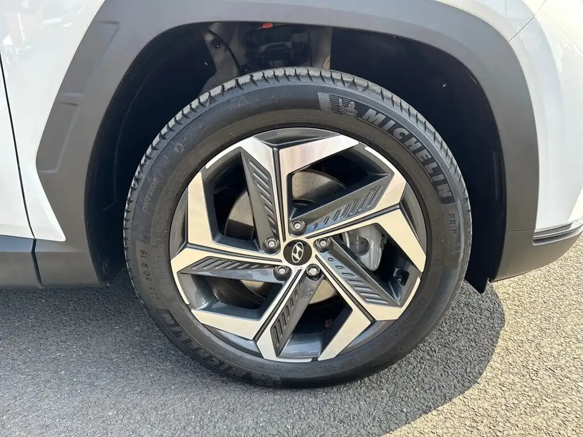 2023-hyundai-tucson-16-t-gdi-premium-265ps-4wd-phev-auto-big-15