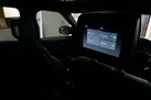 2019-land-rover-discovery-30-sd-v6-hse-luxury-small-46