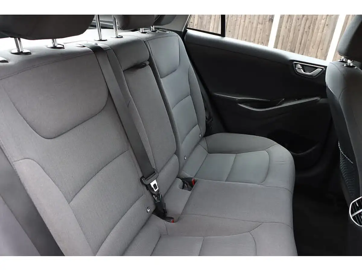 2021-hyundai-ioniq-e-premium-electric-100kw-big-32