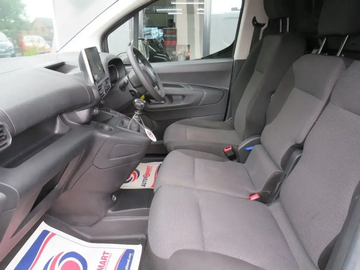 2022-citroen-berlingo-15bluehdi-1000-enterprise-pro-100pseu6d-big-18