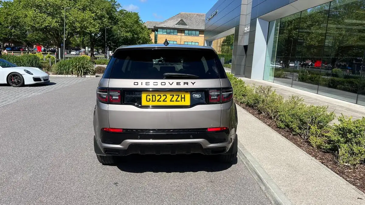 2022-land-rover-discovery-sport-20-p250-r-dynamic-hse-big-23