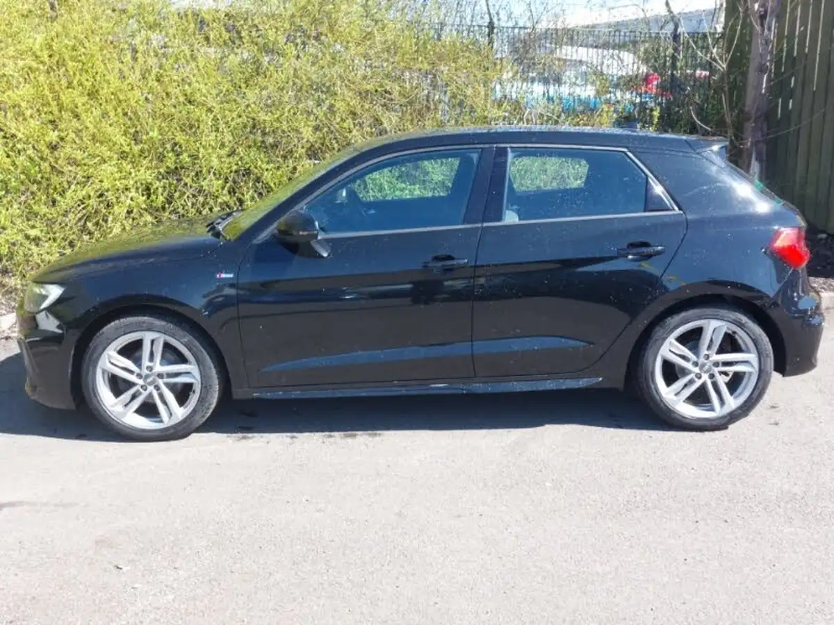 2019-audi-a1-10-30-tfsi-s-line-big-3