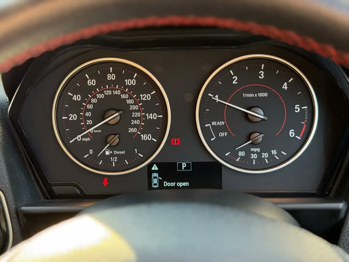 2015-bmw-1-series-15td-116d-sport-114bhp-5d-auto-big-44