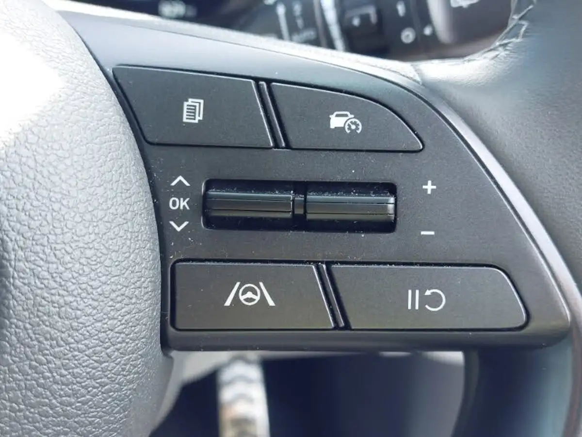 2024-hyundai-bayon-10-t-gdi-ultimate-100ps-7dct-big-13