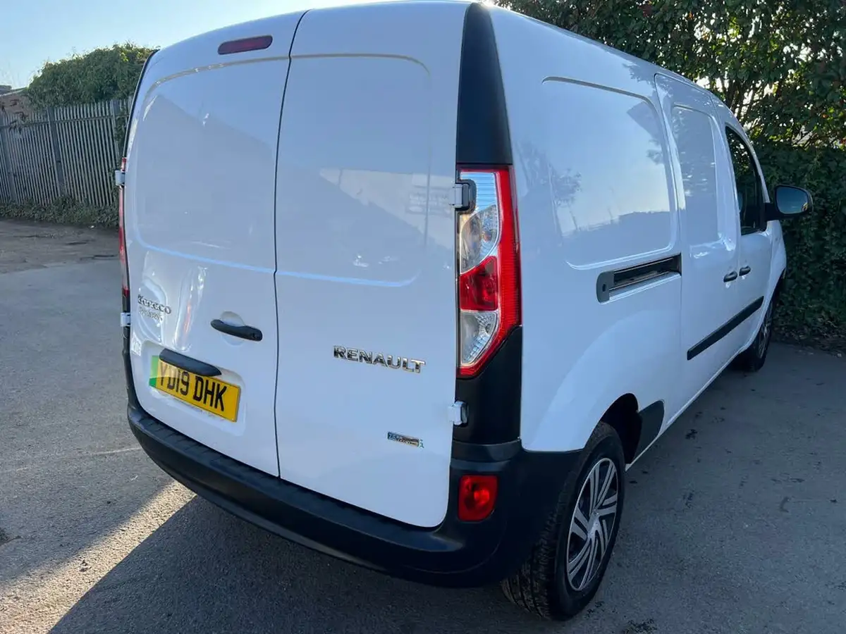 2019-renault-kangoo-maxi-e-maxi-ze33-panel-big-5