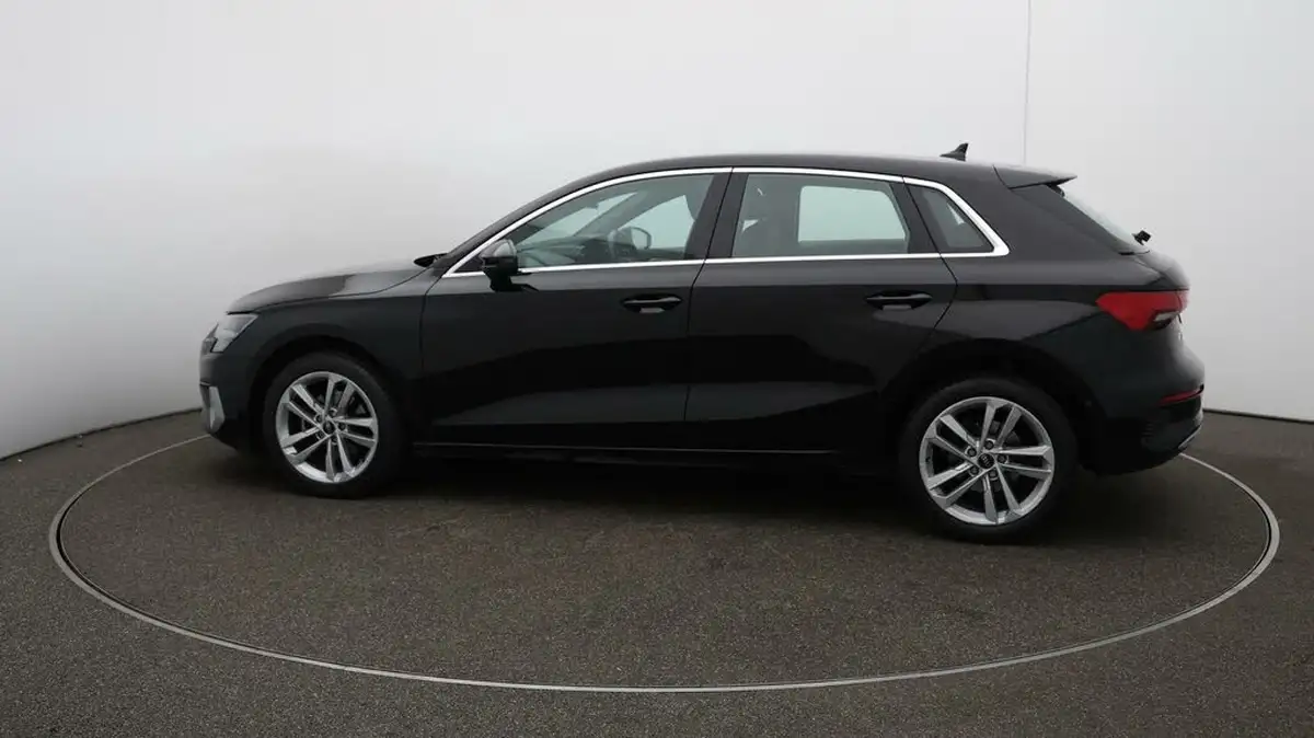 2022-audi-a3-10-30-tfsi-sportback-5d-s-tronic-big-59
