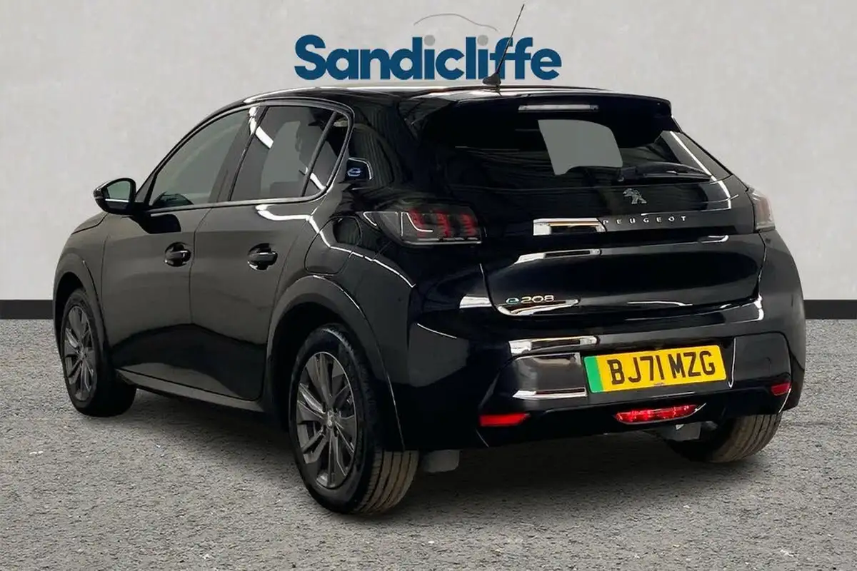2021-peugeot-208-e-allure-premium-50kwh-big-5