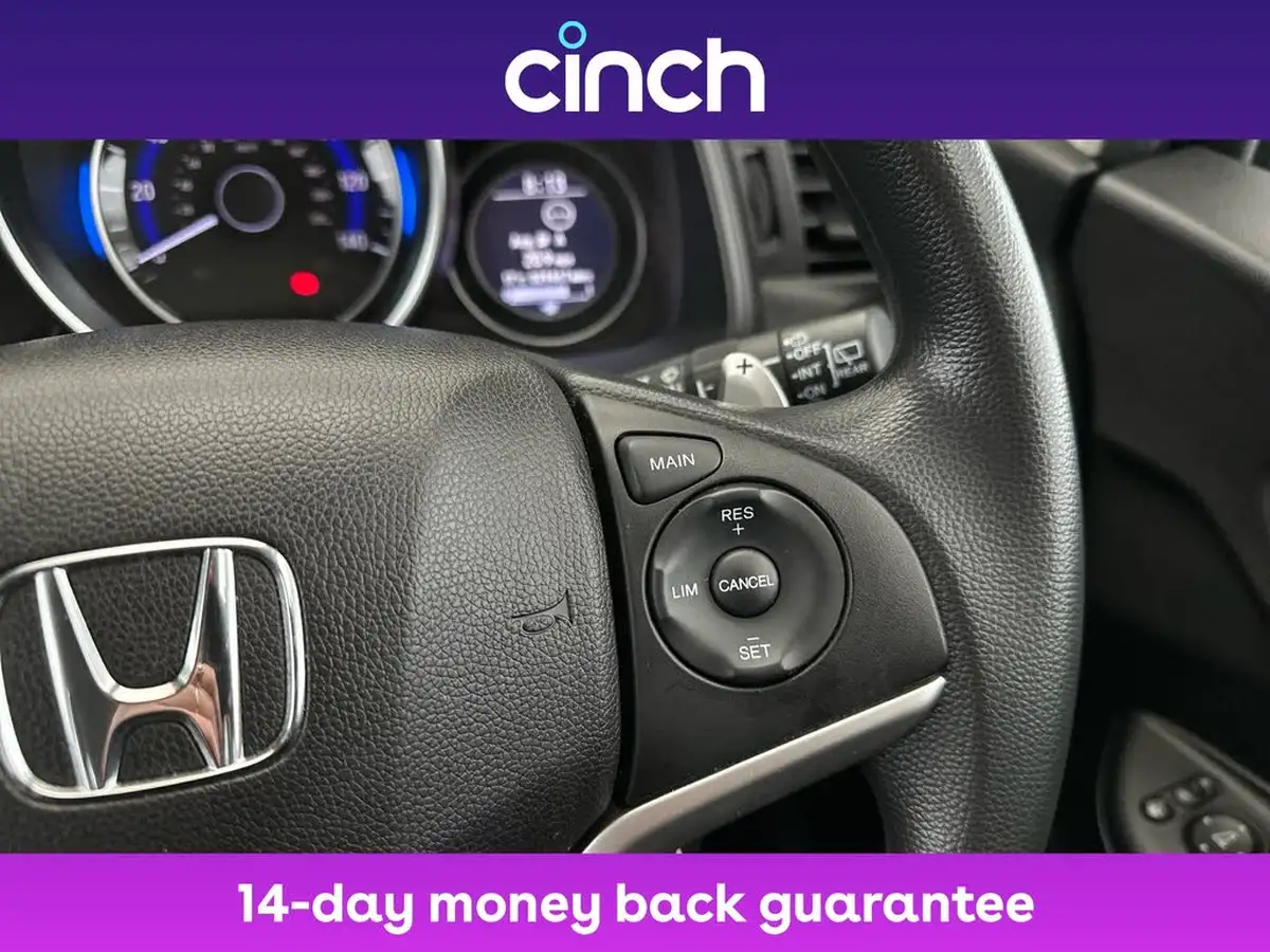 2017-honda-jazz-13-i-vtec-se-cvt-big-23