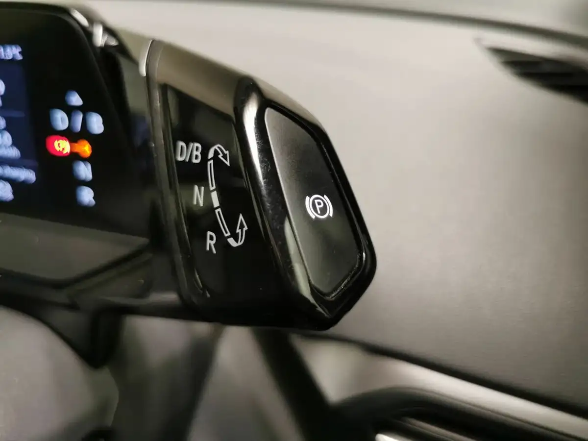 2021-volkswagen-id4-e-first-edition-big-25
