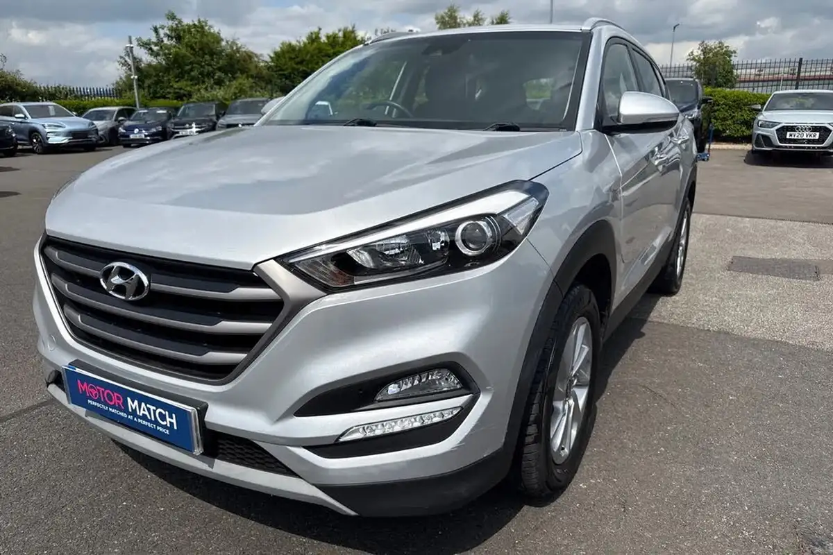 2017-hyundai-tucson-16-gdi-blue-drive-se-big-26