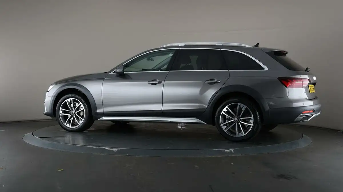 2022-audi-a4-allroad-20-45-tfsi-allroad-sport-big-69