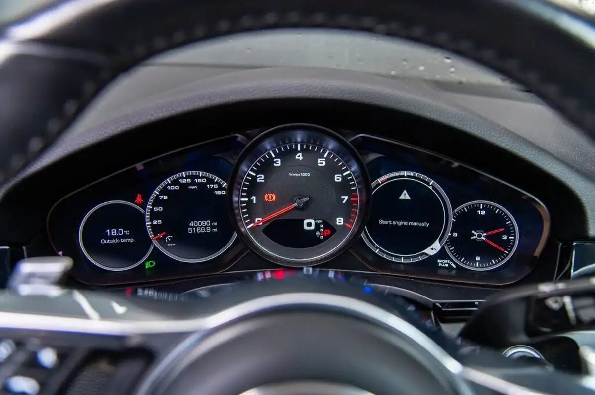2020-porsche-cayenne-30-v6-s-big-34