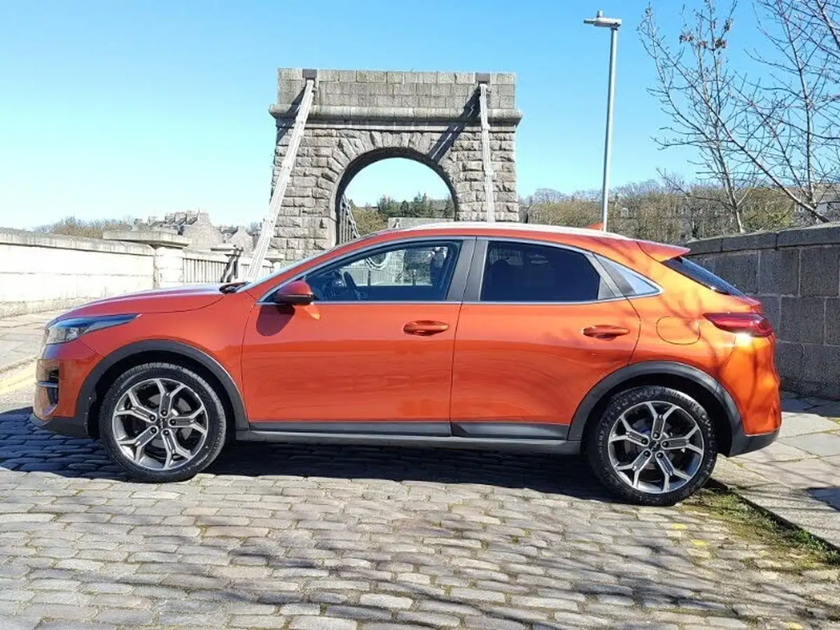 2022-kia-xceed-10-t-gdi-connect-big-3