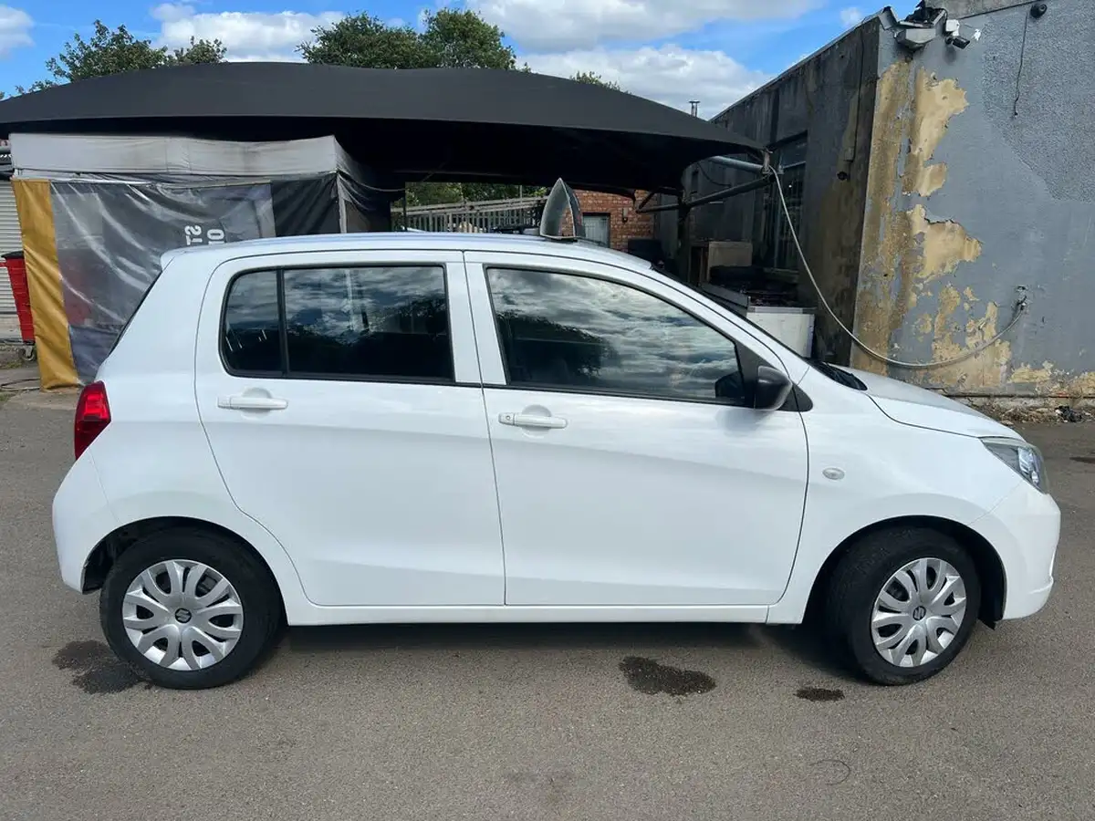 2015-suzuki-celerio-10-sz2-big-11