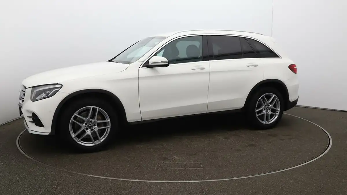 2018-mercedes-benz-glc-class-20-glc250-amg-line-ss-station-wagon-5d-big-65
