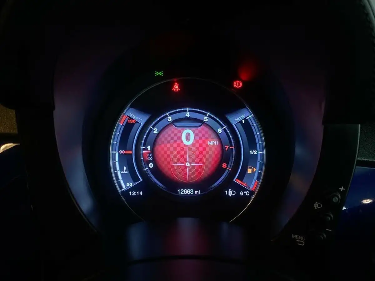 2018-abarth-595-14-tjet-big-27