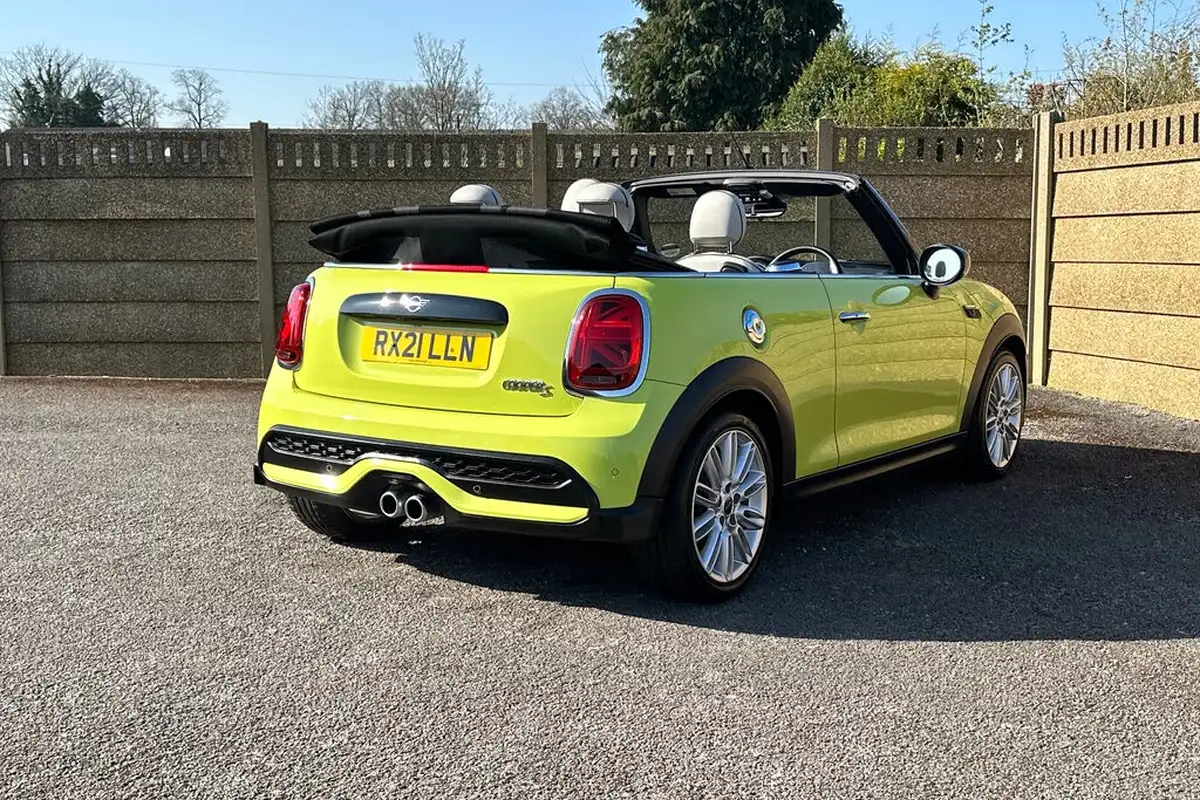 2021-mini-cooper-20-cooper-s-exclusive-convertible-2d-auto-big-36