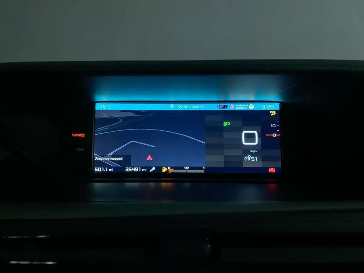 2020-citroen-grand-c4-spacetourer-12-puretech-touch-plus-ss-big-19