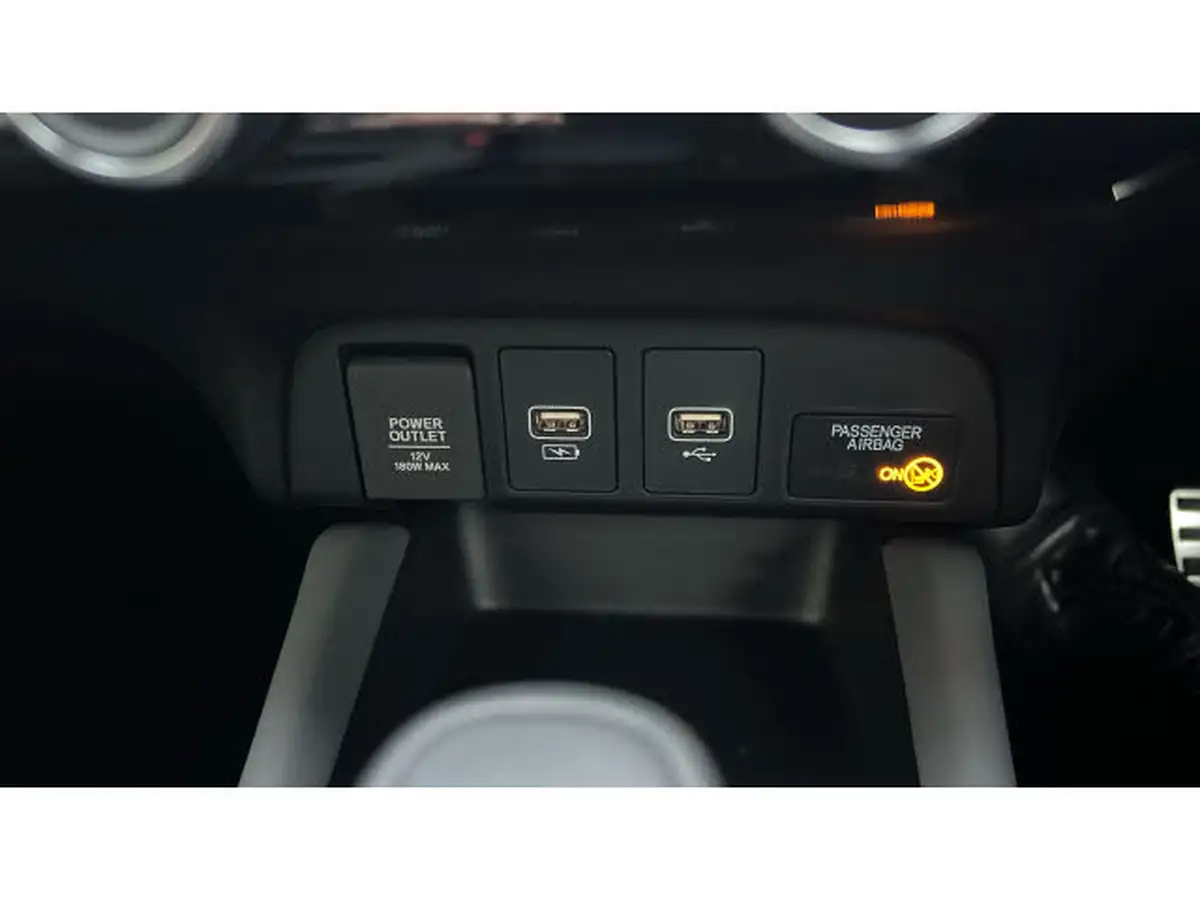 2023-honda-jazz-15-i-mmd-advance-sport-big-18