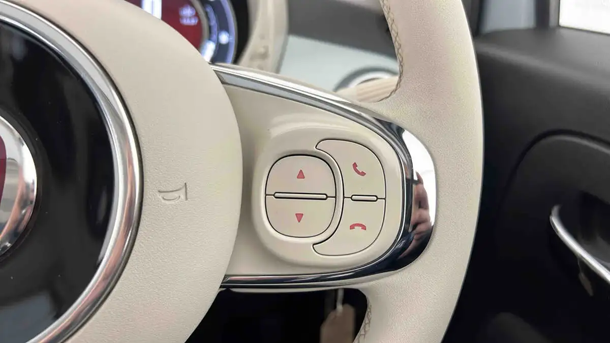 2024-fiat-500-10-top-big-17