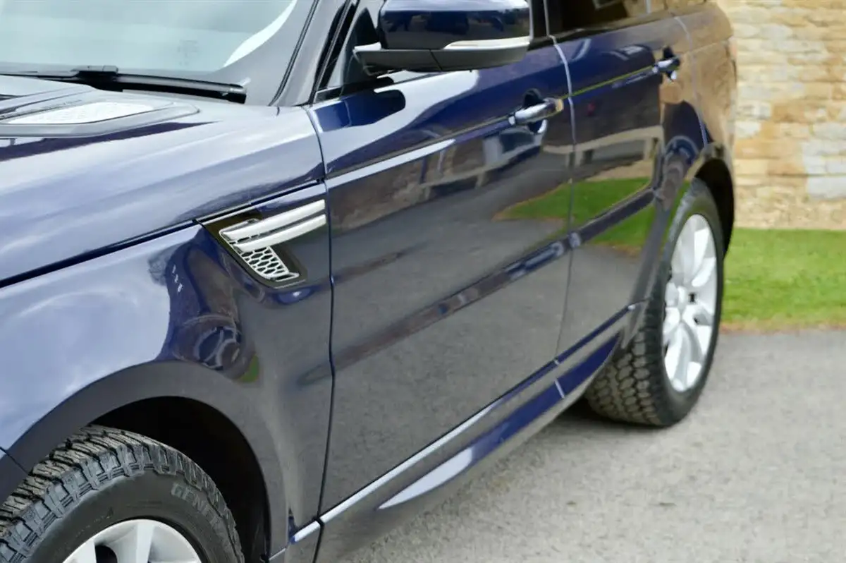 2017-land-rover-range-rover-sport-30-sd-v6-hse-306ps-big-4