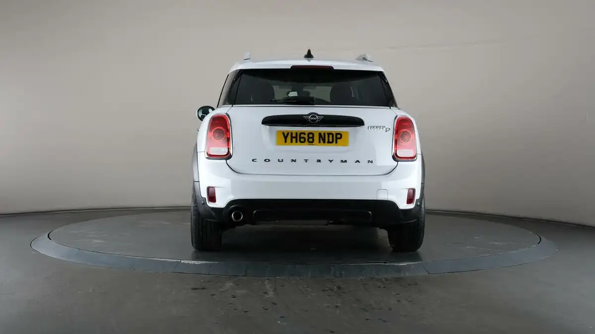 2019-mini-countryman-20td-cooper-d-classic-auto-big-28