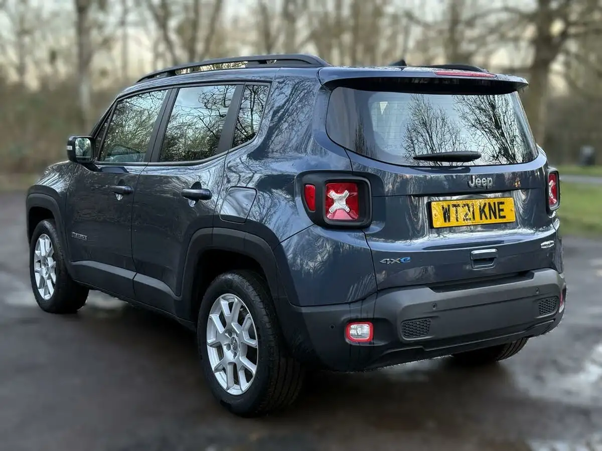 2021-jeep-renegade-13-gse-longitude-phev-big-2