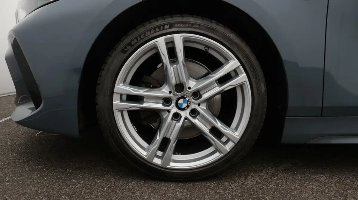 2021-bmw-1-series-15td-116d-m-sport-lcp-dct-big-18