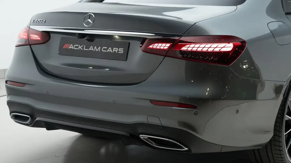 2021-mercedes-benz-e-class-20d-e220d-amg-line-night-edition-premium-plus-saloon-4d-big-7
